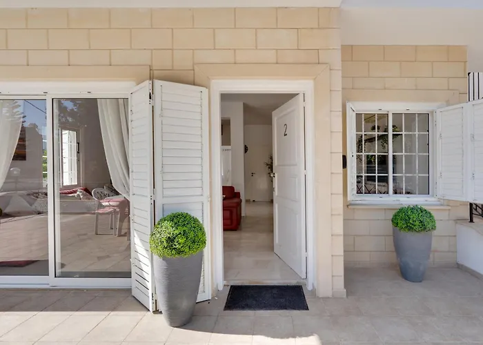 Oceanic Pearl Deluxe - 200m From オロクリニ