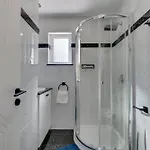 Oceanic Pearl Deluxe - 200m From