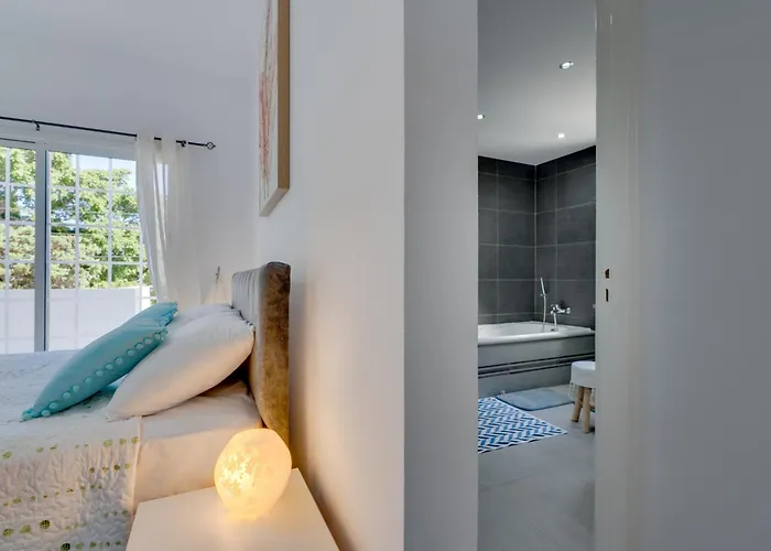 Villa Oceanic Pearl Deluxe - 200m From Voroklini