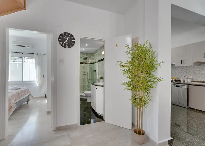 Oceanic Pearl Deluxe - 200m From Villa Voroklini