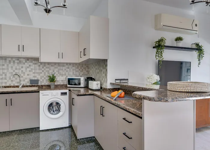 Oceanic Pearl Deluxe - 200m From